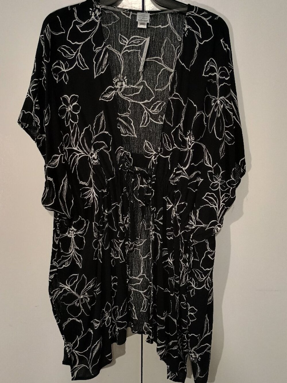 Time and Tru Black Floral Sheer Open Front Kimono Cardigan Women’s L/XL NWT - Picture 2 of 6